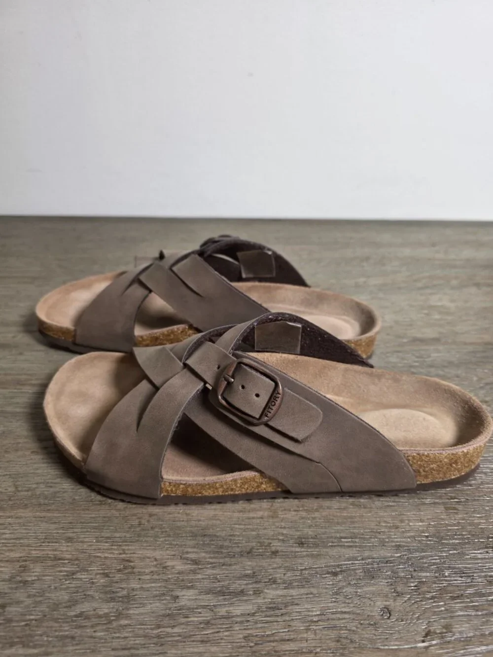 FITORY Women's Sandals Size 10 Crisscross Strap Brown Cork Footbed Summer Spring